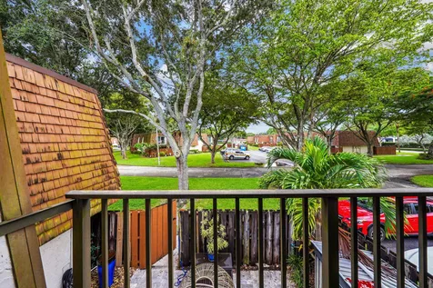 8910 SW 20th Place Davie FL 33324