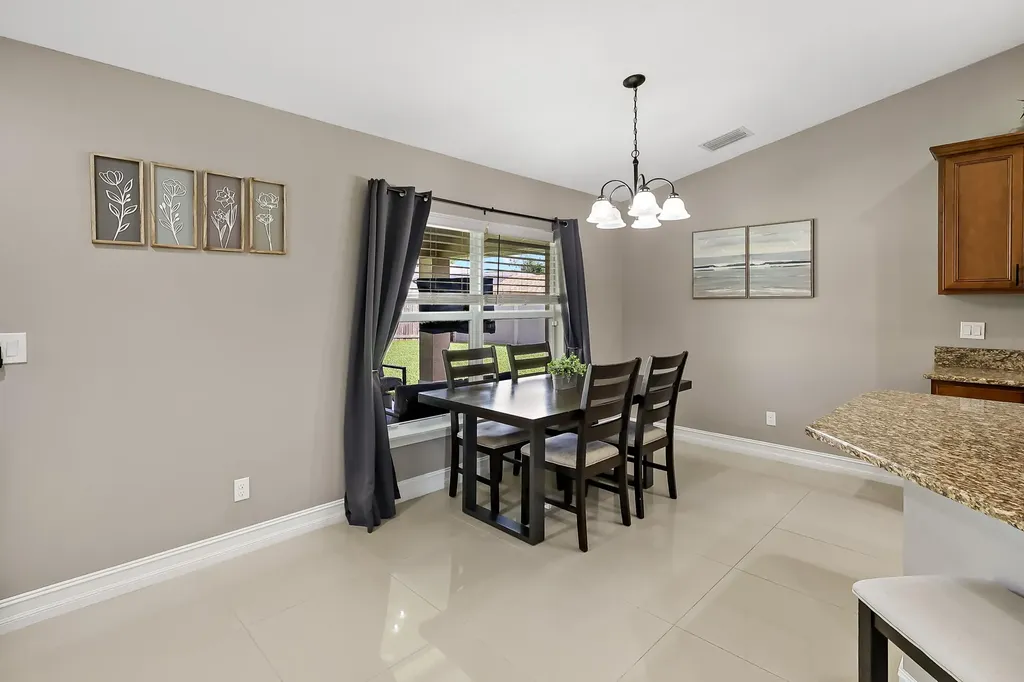 2382 SW Wynnewood Street Port St Lucie FL 34953