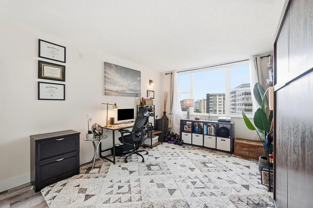 4400 Hillcrest Drive Hollywood FL 33021