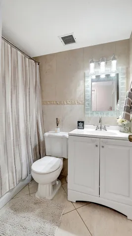 4400 Hillcrest Drive Hollywood FL 33021