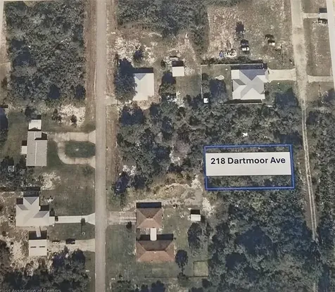 218 Dartmoor Avenue Lake Placid FL 33852