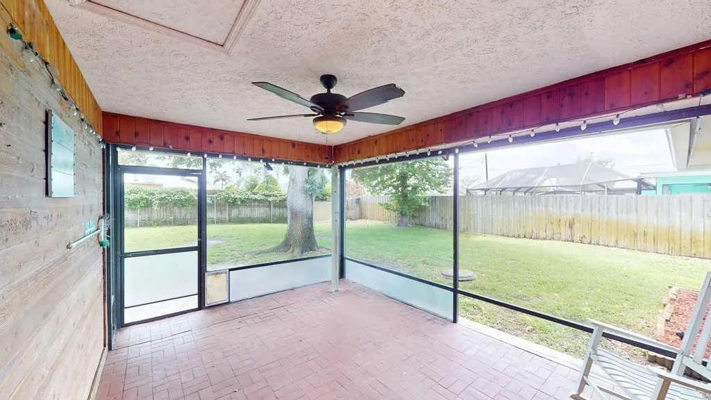 1841 SE Camden Street Port St Lucie FL 34952