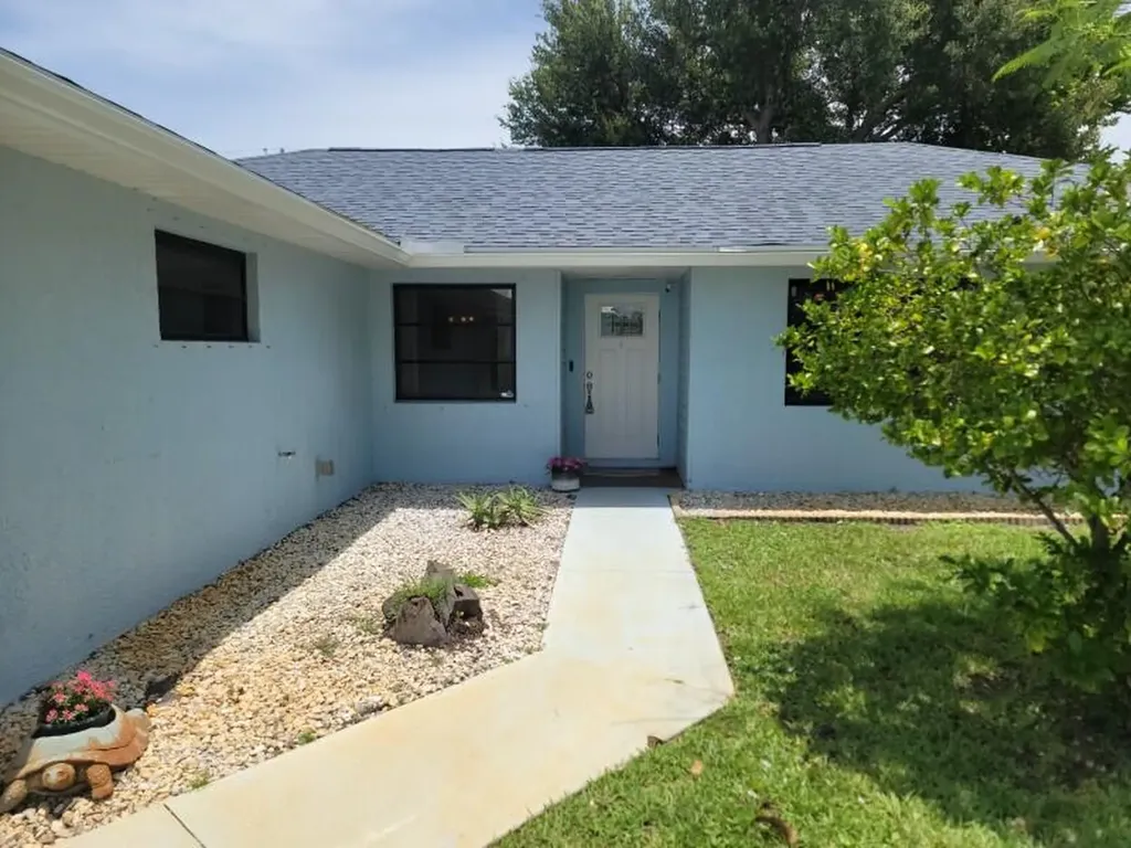 1841 SE Camden Street Port St Lucie FL 34952