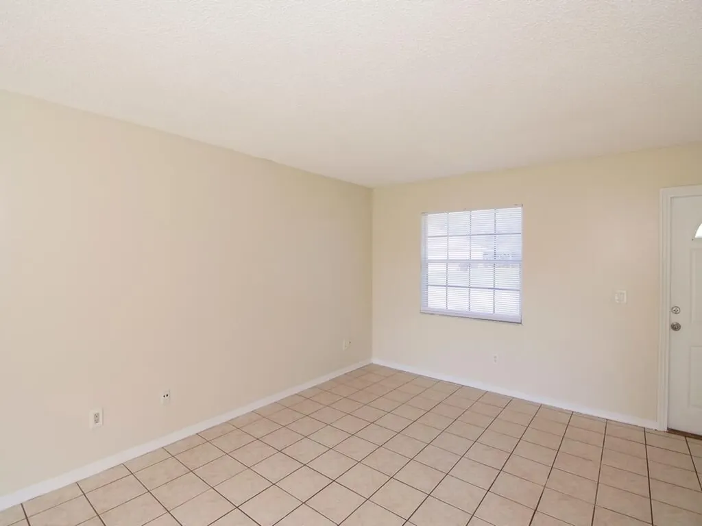 1190 SE Puritan Lane Port St Lucie FL 34983