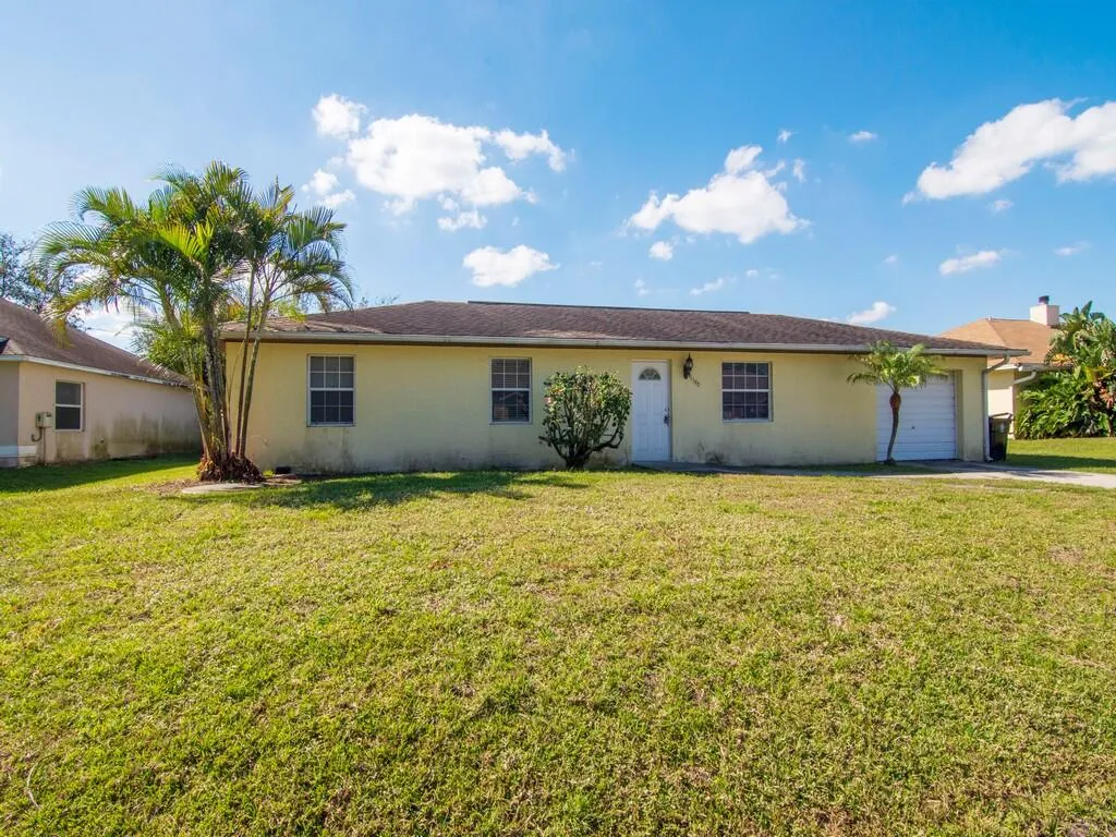 1190 SE Puritan Lane Port St Lucie FL 34983
