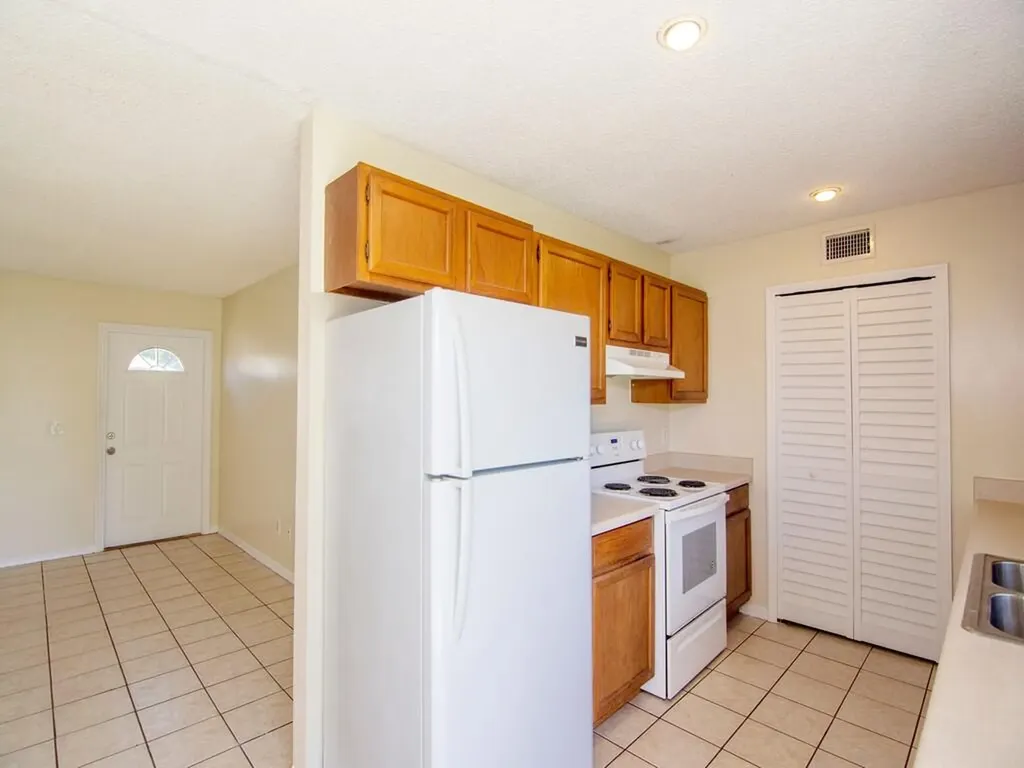 1190 SE Puritan Lane Port St Lucie FL 34983
