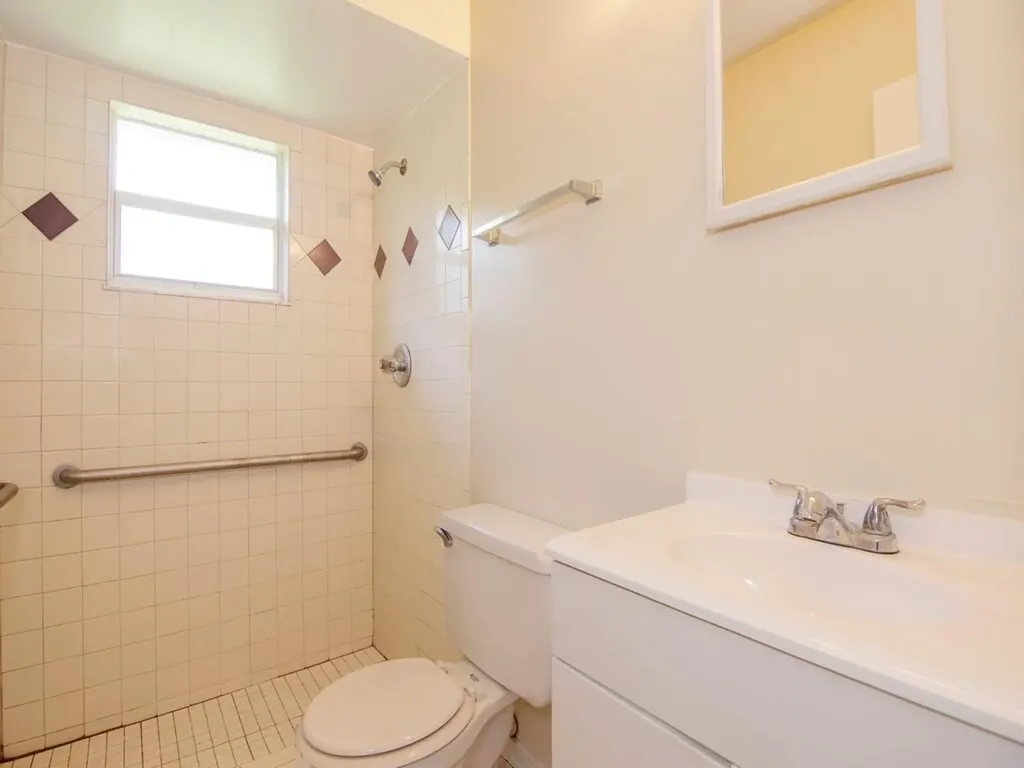 1190 SE Puritan Lane Port St Lucie FL 34983