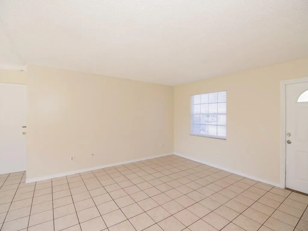 1190 SE Puritan Lane Port St Lucie FL 34983