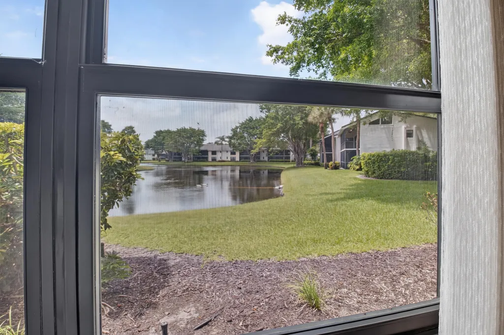 6800 Willow Wood Drive Boca Raton FL 33434