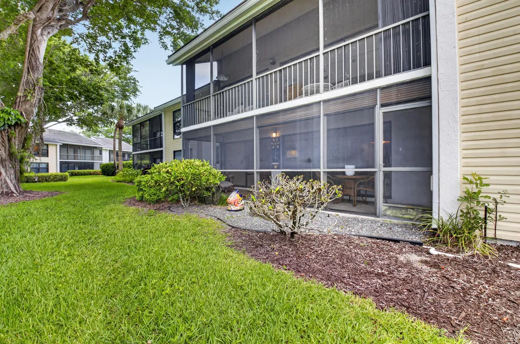 6800 Willow Wood Drive Boca Raton FL 33434