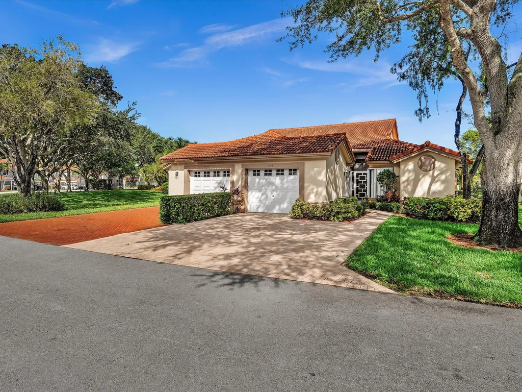 7036 Summer Tree Drive Boynton Beach FL 33437