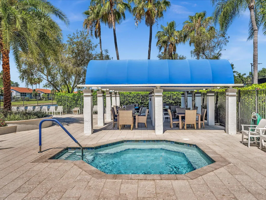 7036 Summer Tree Drive Boynton Beach FL 33437