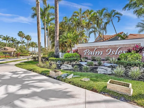 7036 Summer Tree Drive Boynton Beach FL 33437