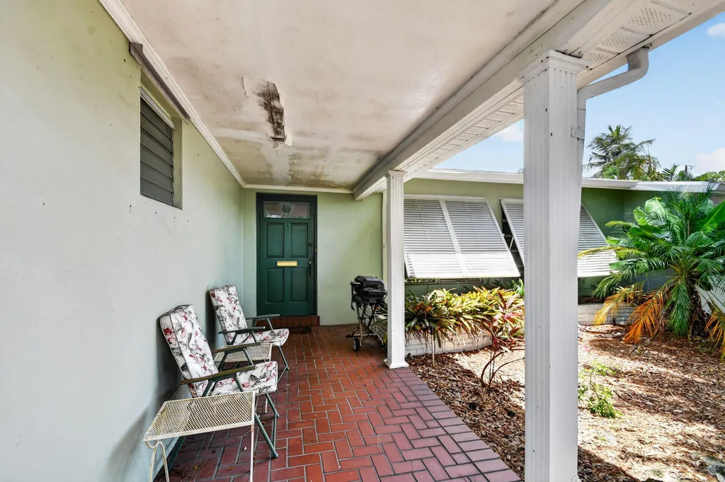 2709 SW 6th Street Boynton Beach FL 33435