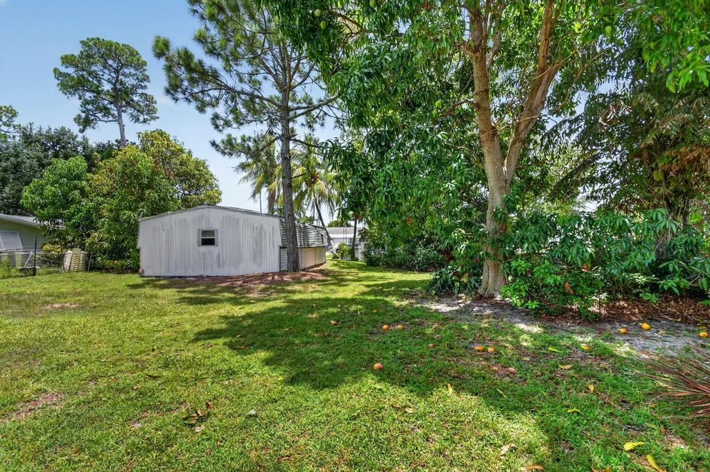 2709 SW 6th Street Boynton Beach FL 33435