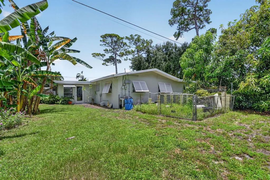 2709 SW 6th Street Boynton Beach FL 33435
