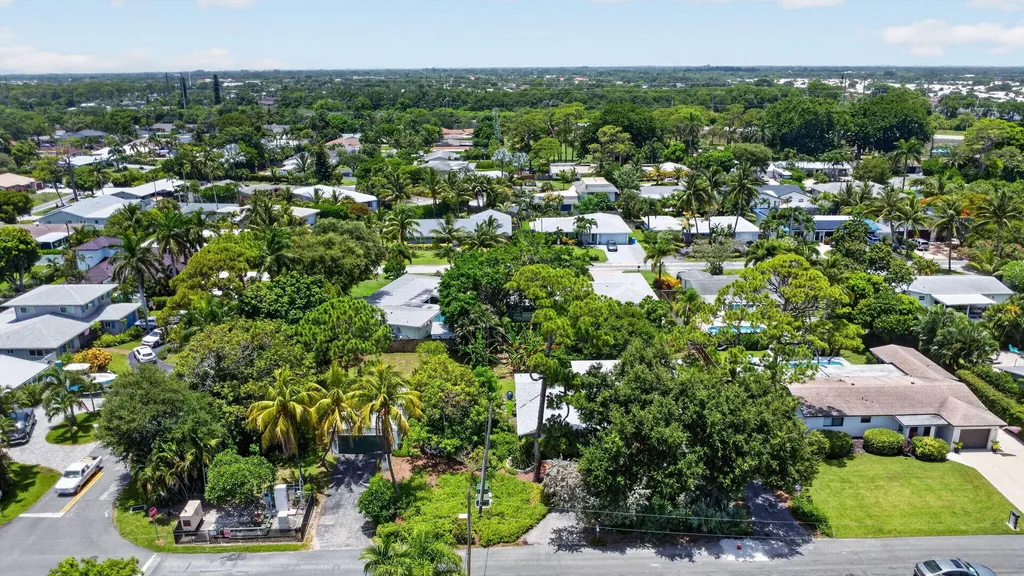 2709 SW 6th Street Boynton Beach FL 33435