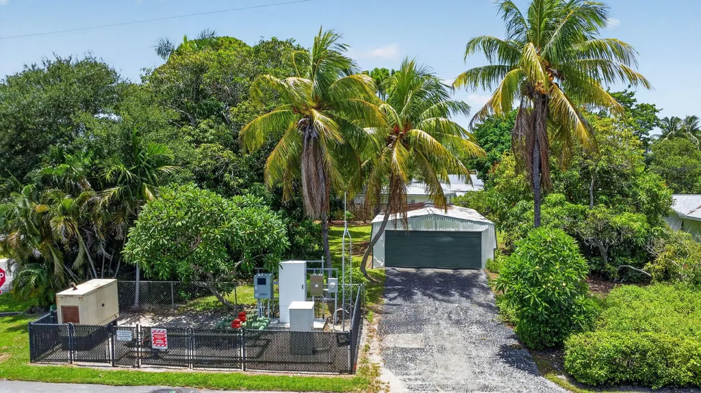 2709 SW 6th Street Boynton Beach FL 33435