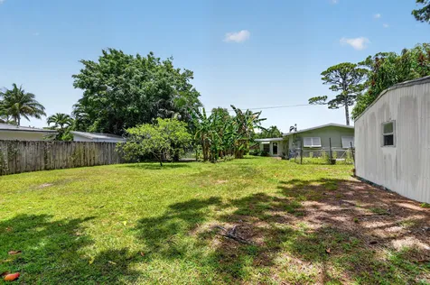 2709 SW 6th Street Boynton Beach FL 33435