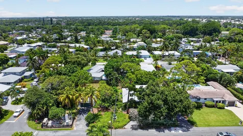 2709 SW 6th Street Boynton Beach FL 33435