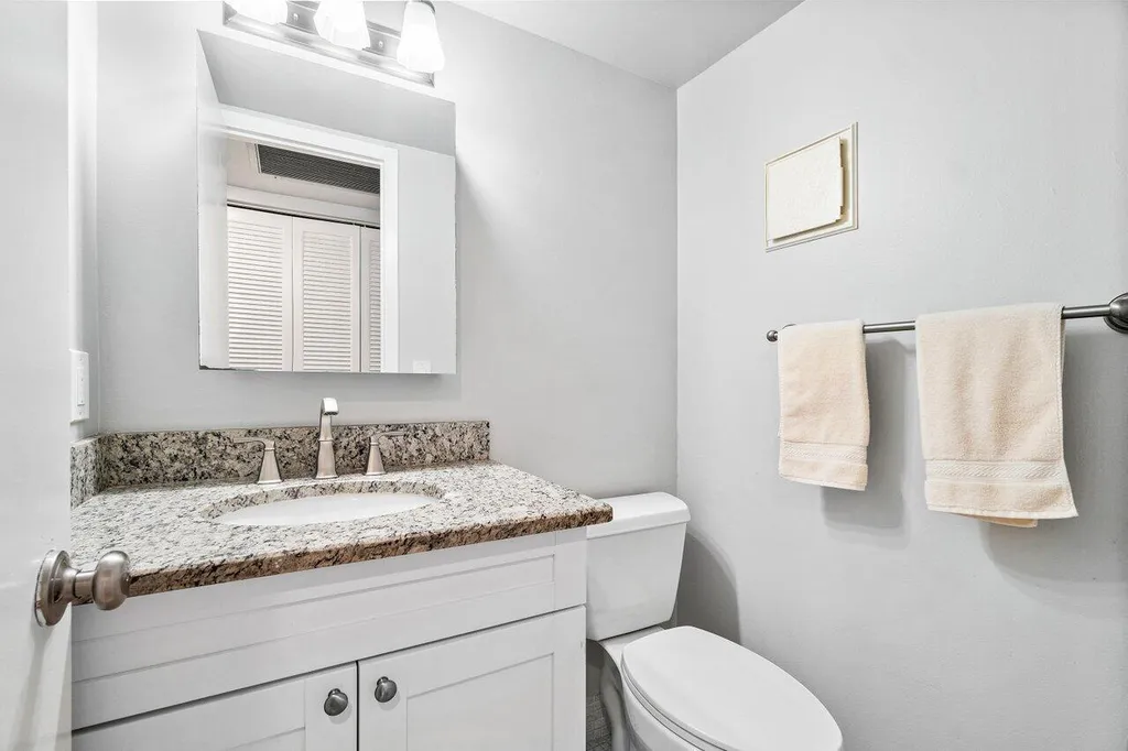 2046 Rexford C Boca Raton FL 33434