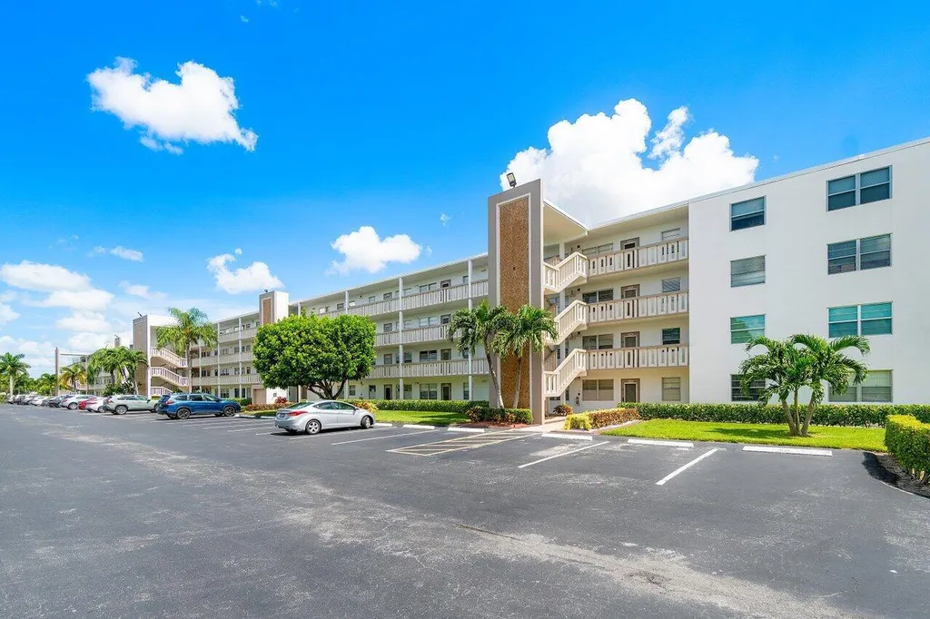 2046 Rexford C Boca Raton FL 33434