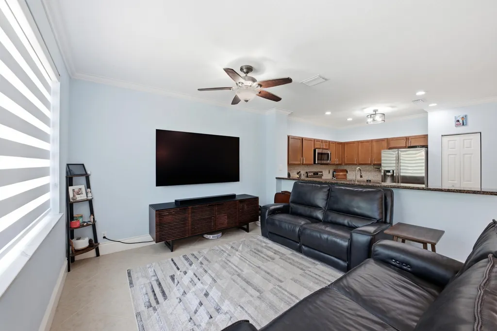 3078 N Evergreen Circle Boynton Beach FL 33426