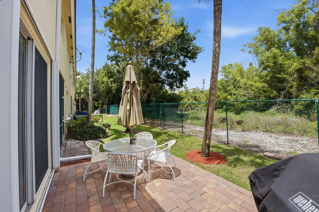 3078 N Evergreen Circle Boynton Beach FL 33426