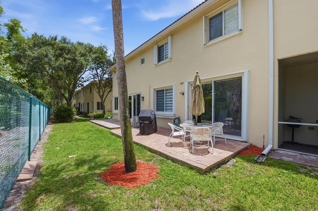 3078 N Evergreen Circle Boynton Beach FL 33426