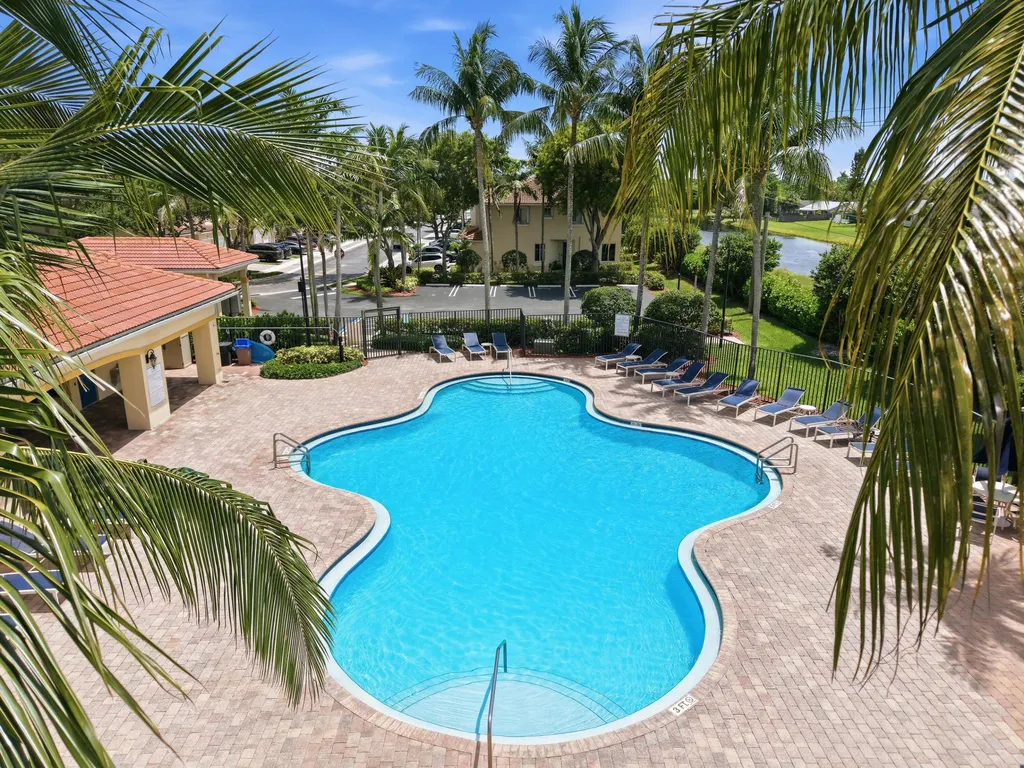 3078 N Evergreen Circle Boynton Beach FL 33426