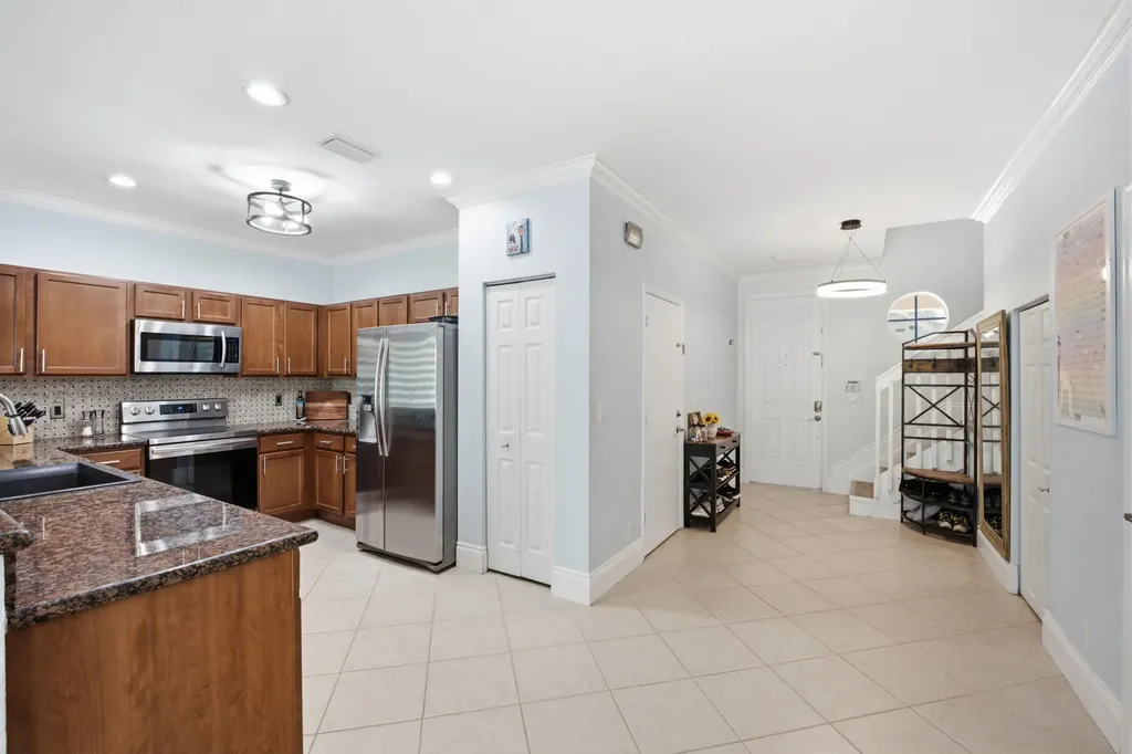 3078 N Evergreen Circle Boynton Beach FL 33426