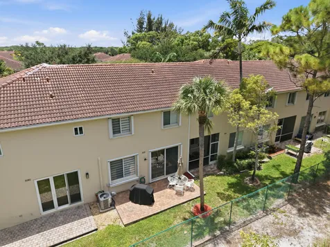 3078 N Evergreen Circle Boynton Beach FL 33426