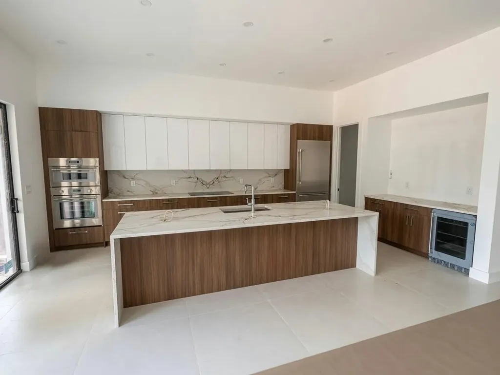 1781 NE 18th Street Fort Lauderdale FL 33305
