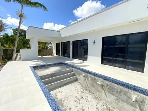 1781 NE 18th Street Fort Lauderdale FL 33305