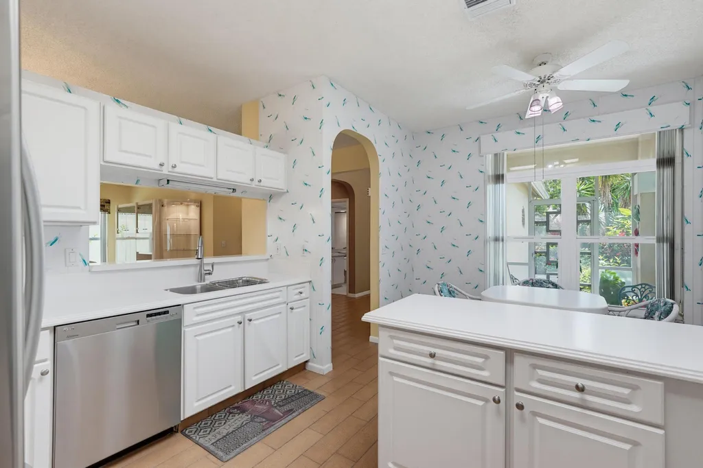 13891 Oneida Drive Delray Beach FL 33446