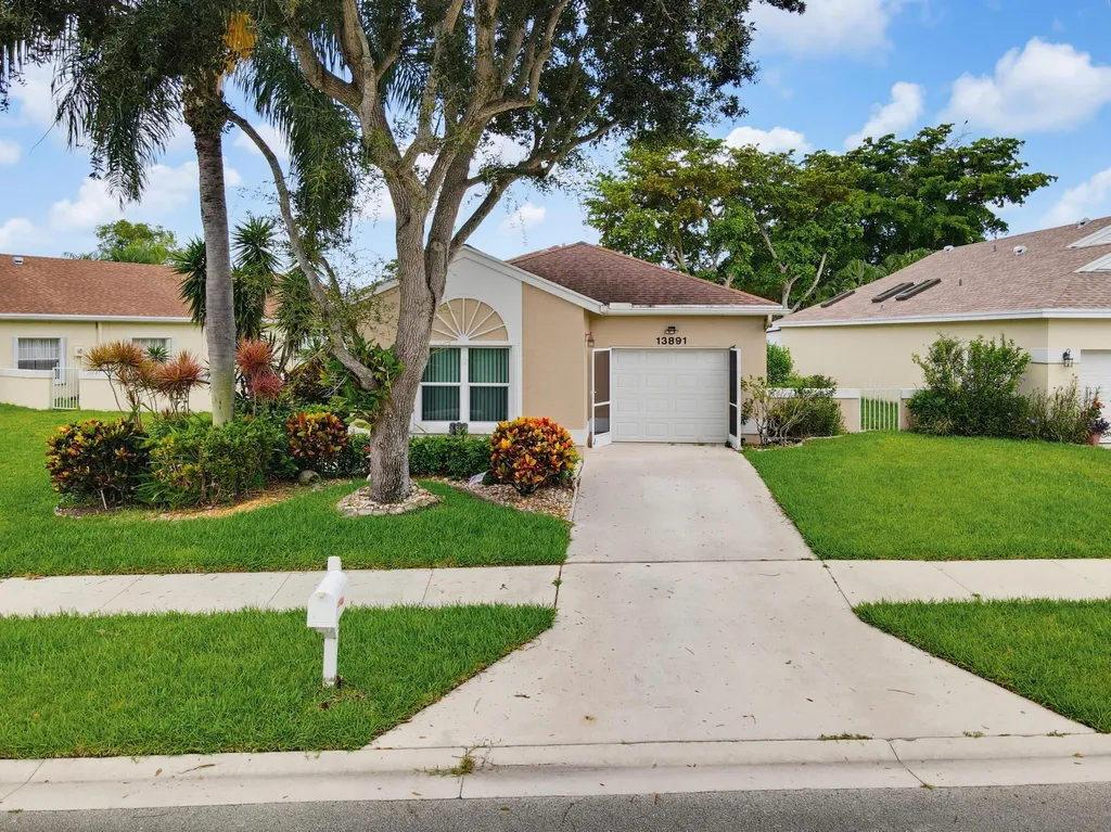13891 Oneida Drive Delray Beach FL 33446