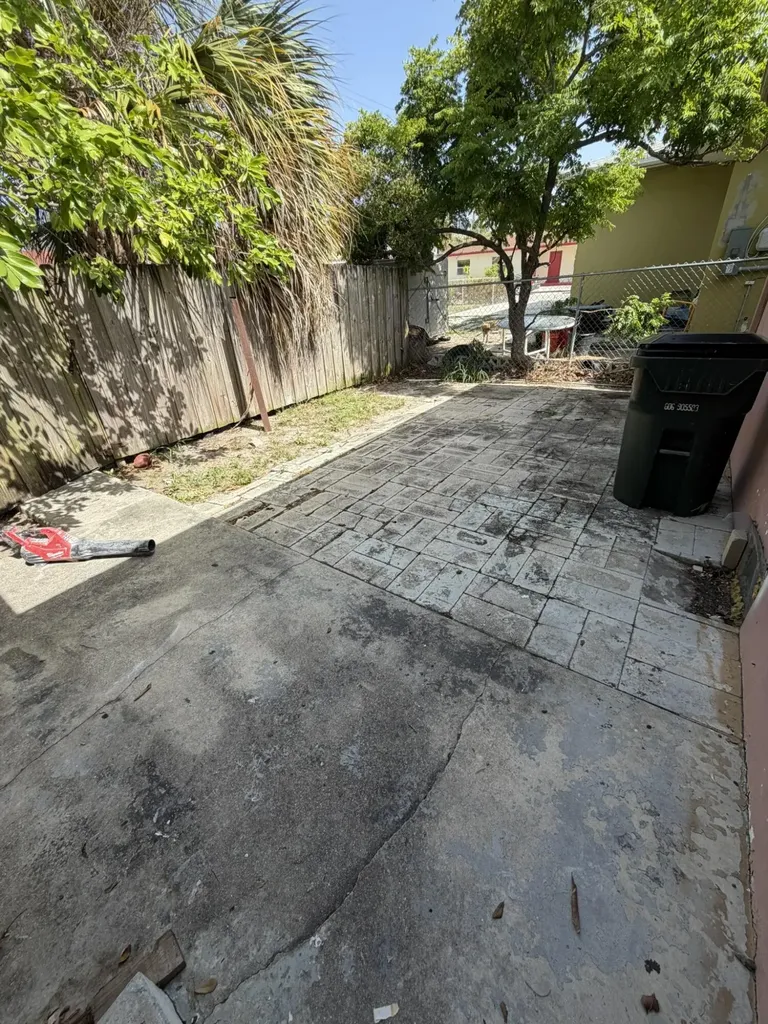 926 S F Street Lake Worth FL 33460
