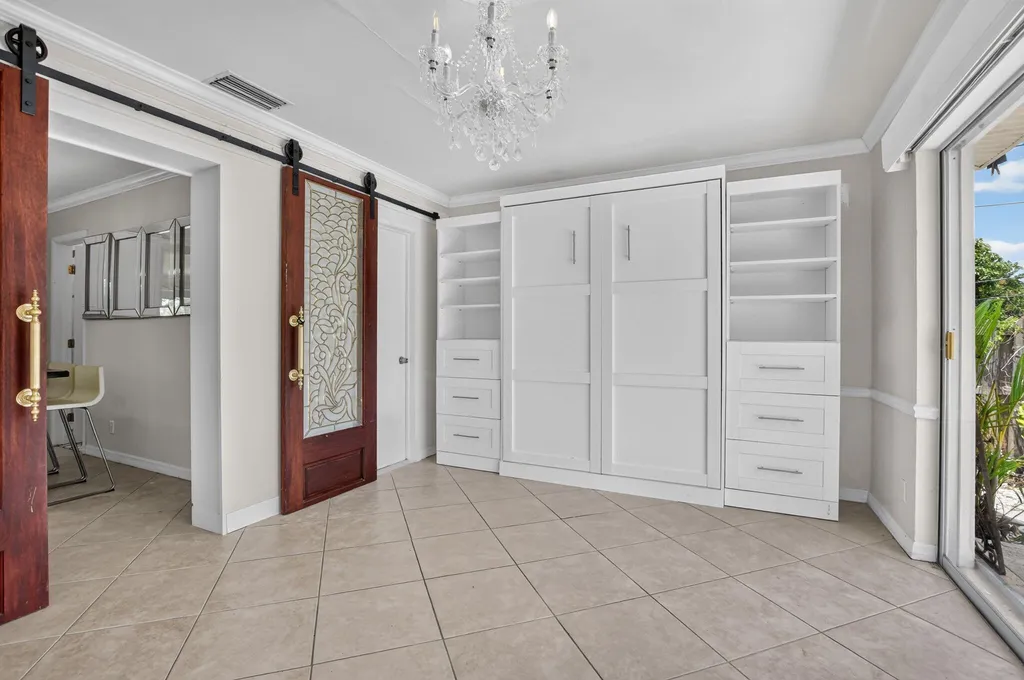 421 SW 2nd Street Boca Raton FL 33432