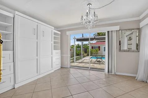 421 SW 2nd Street Boca Raton FL 33432