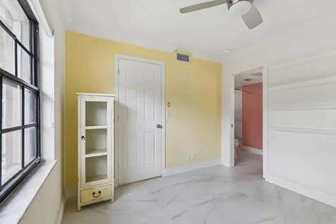 2656 Riverside Drive Coral Springs FL 33065