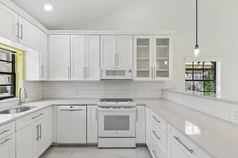 2656 Riverside Drive Coral Springs FL 33065