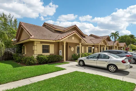 2656 Riverside Drive Coral Springs FL 33065