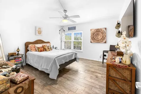 250 NE 20th Street Boca Raton FL 33431