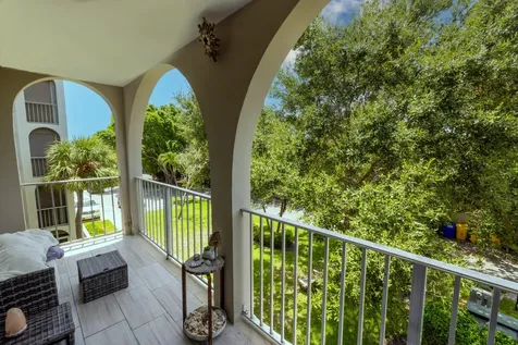 250 NE 20th Street Boca Raton FL 33431
