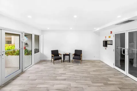 250 NE 20th Street Boca Raton FL 33431