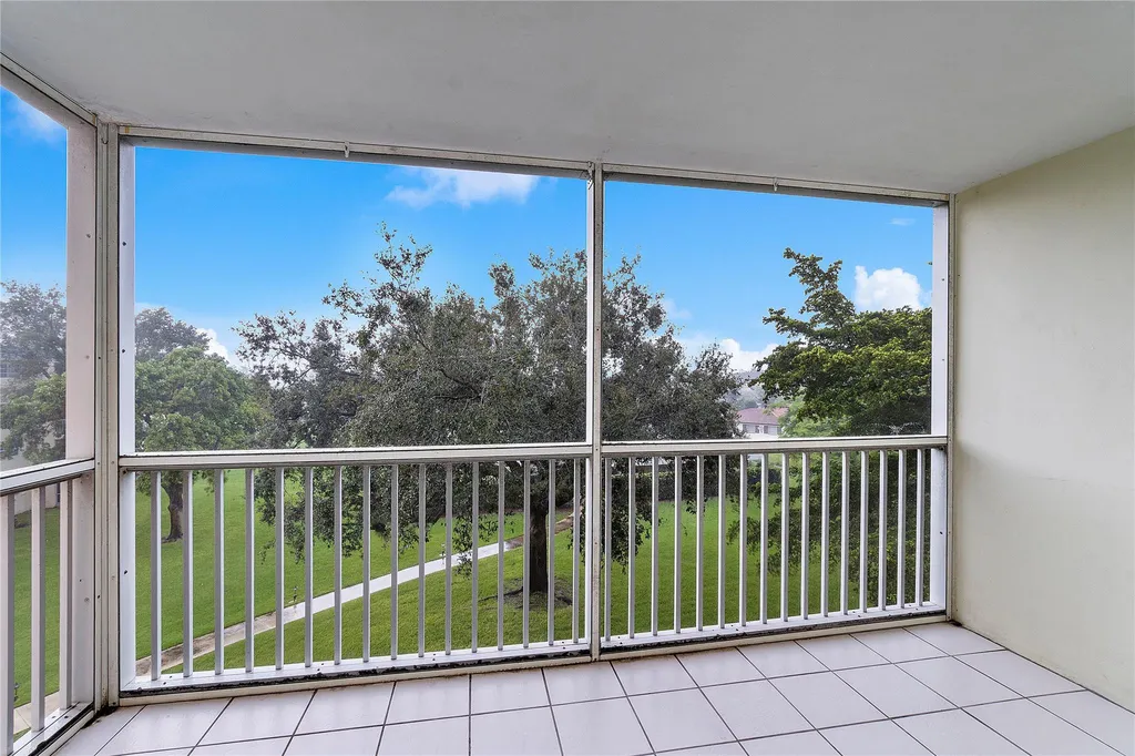 9101 W Sample Road Coral Springs FL 33065