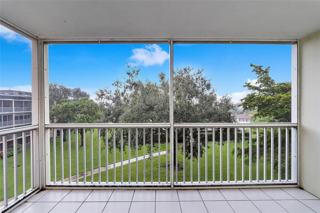 9101 W Sample Road Coral Springs FL 33065