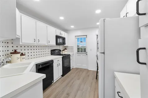 9101 W Sample Road Coral Springs FL 33065
