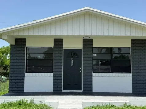 720 Rickey Jackson Boulevard Pahokee FL 33476