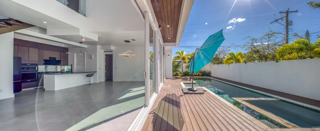 714 6th Avenue N Lake Worth Beach FL 33460